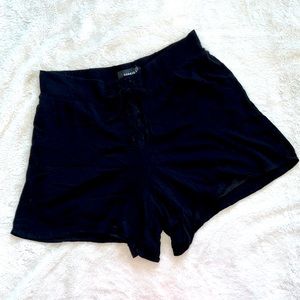 Torrid black lace up shorts